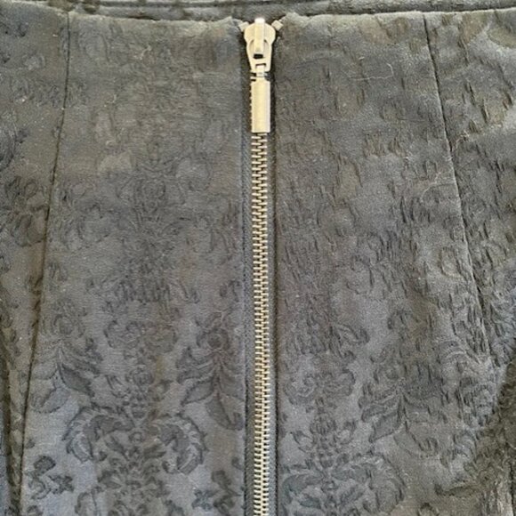 MOSSIMO Black Damask High Waisted Slim Pencil Skirt 8 - Picture 13 of 13